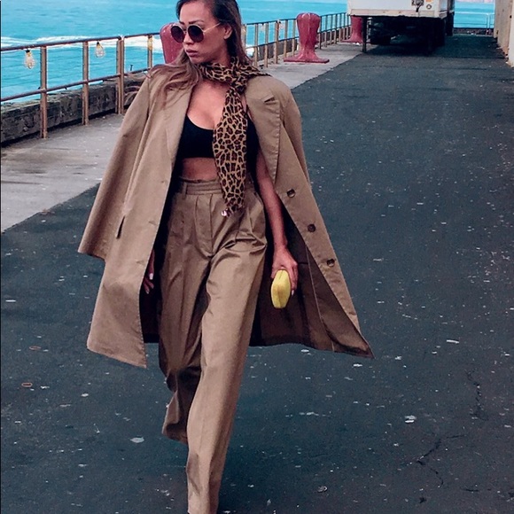 Meet your Posher, Kelly - Picture 1 of 7